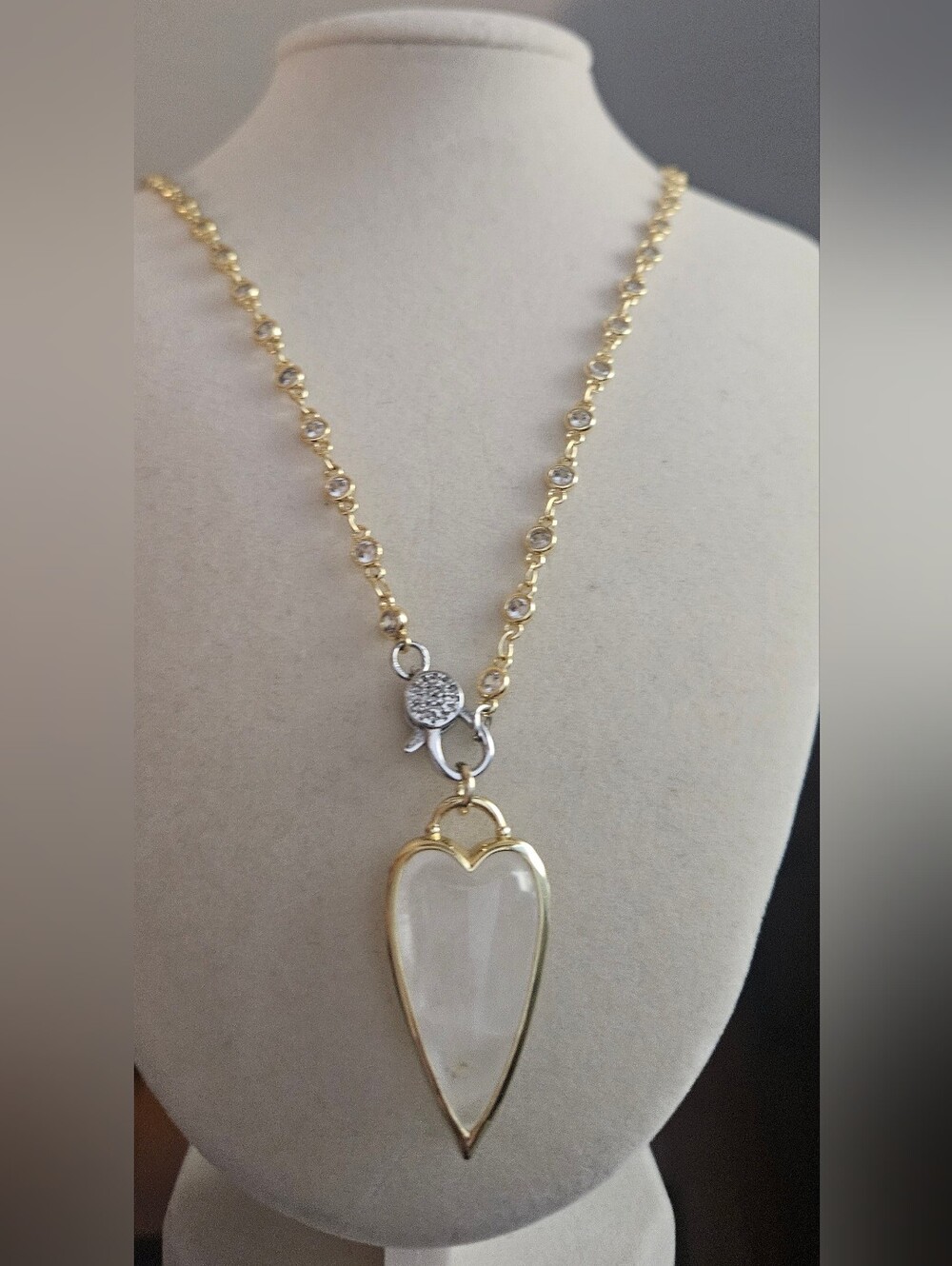 FR Vault Bezel necklace MOP Heart Pendand